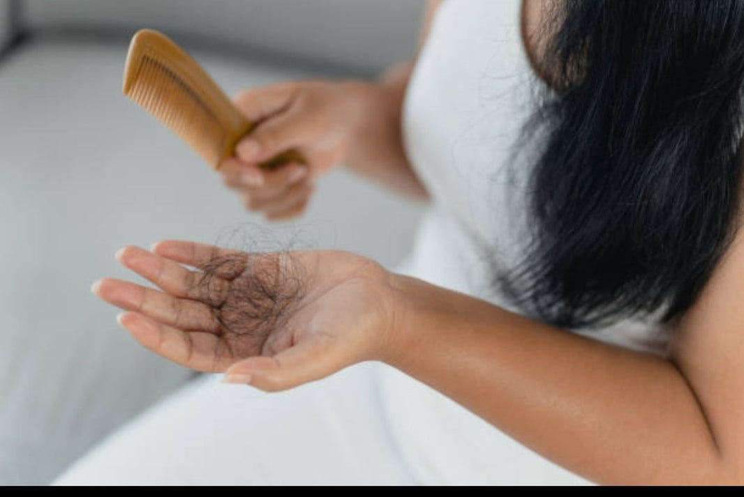 La caduta dei capelli, un problema comune una soluzione possibile☺️